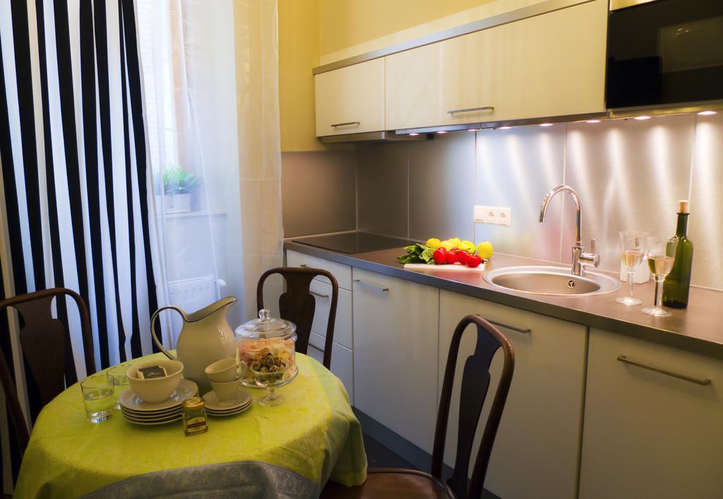 Golden Stars Budapest Apartments Экстерьер фото